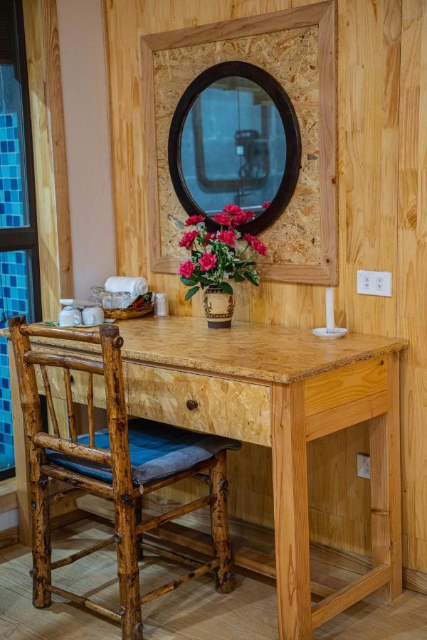 Camellia Eco Home &Tra My Restaurant ニンビン エクステリア 写真