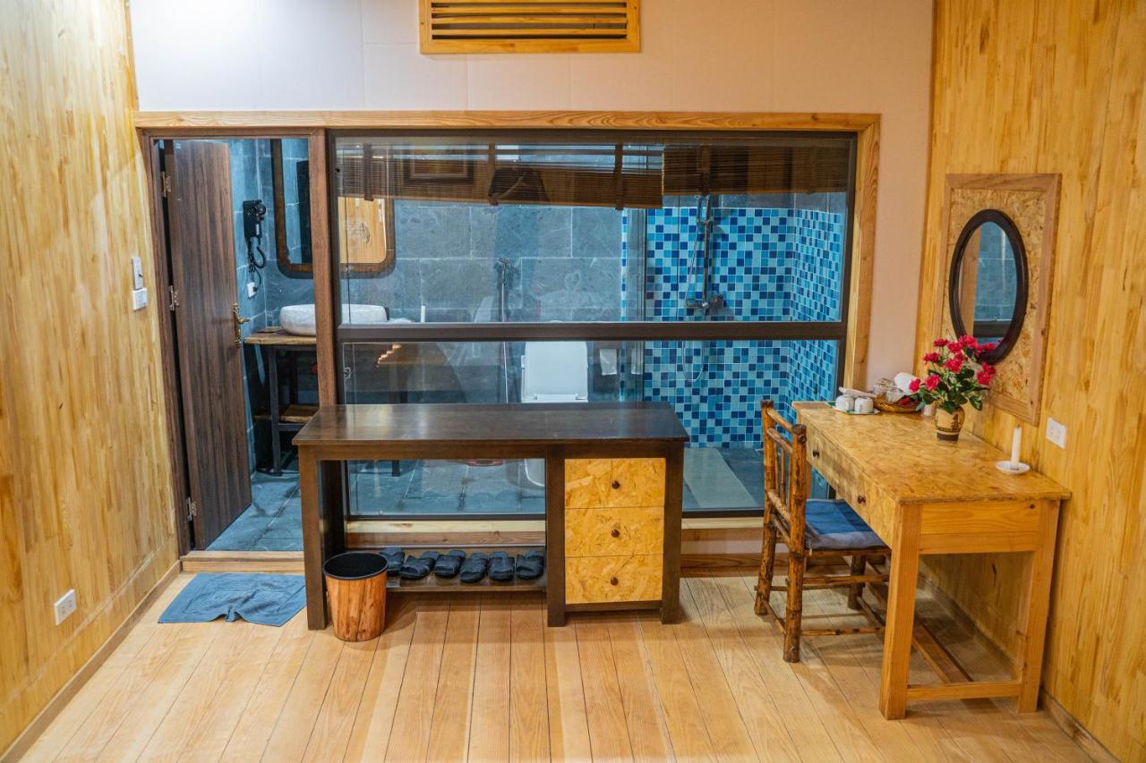 Camellia Eco Home &Tra My Restaurant ニンビン エクステリア 写真