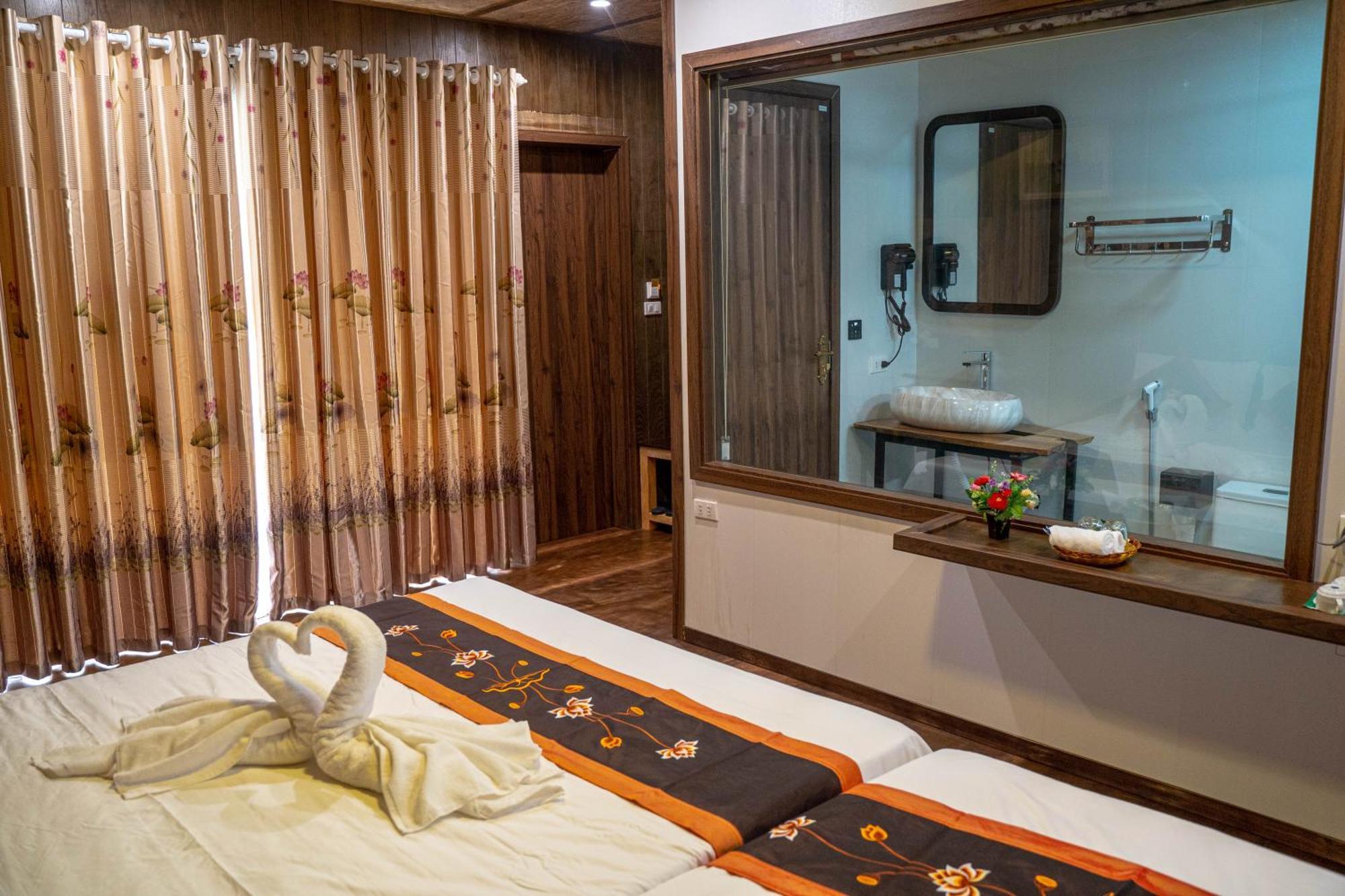 Camellia Eco Home &Tra My Restaurant ニンビン エクステリア 写真
